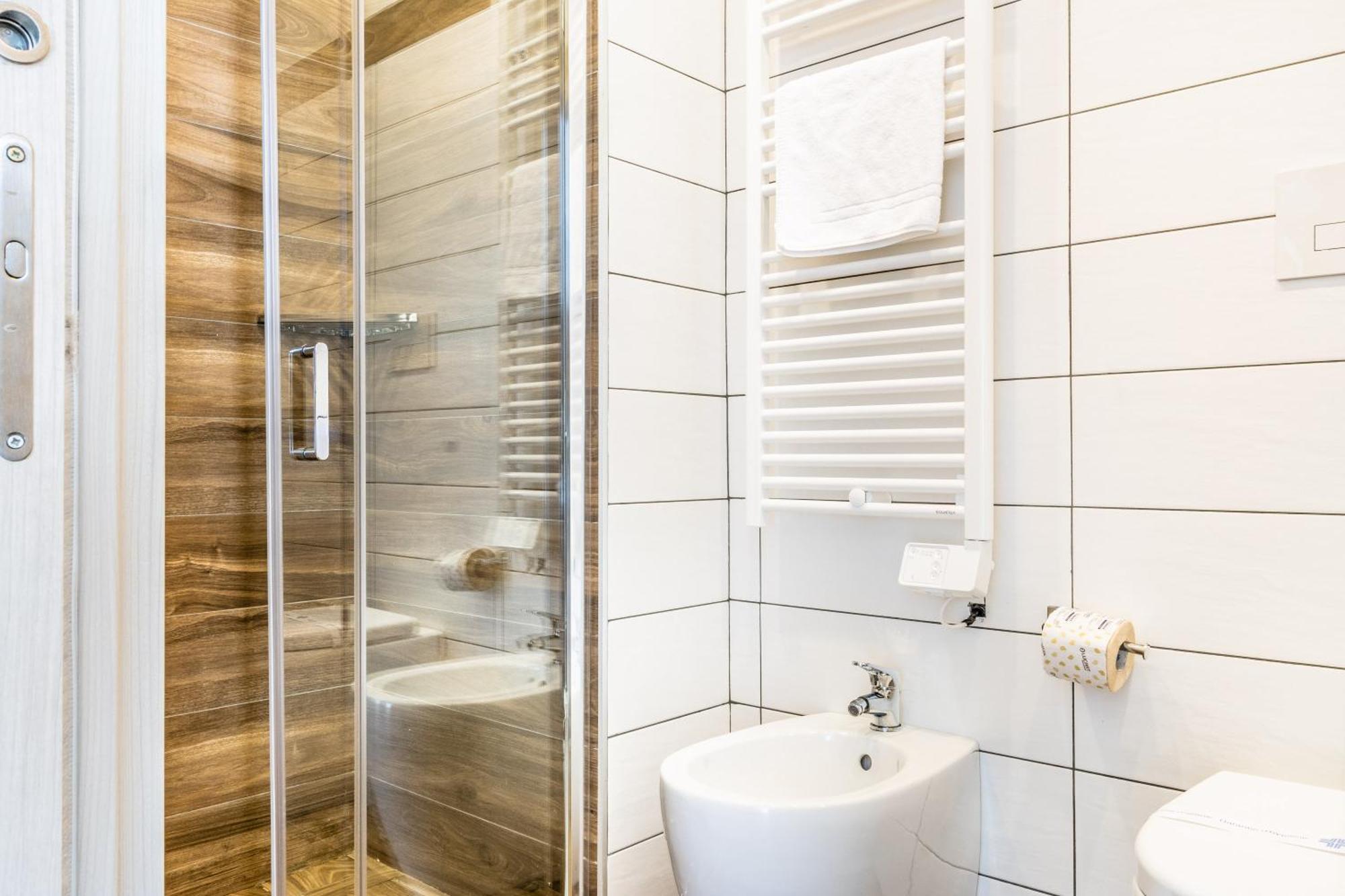 Bacoli House Deluxe - Central & Elegant Design Экстерьер фото